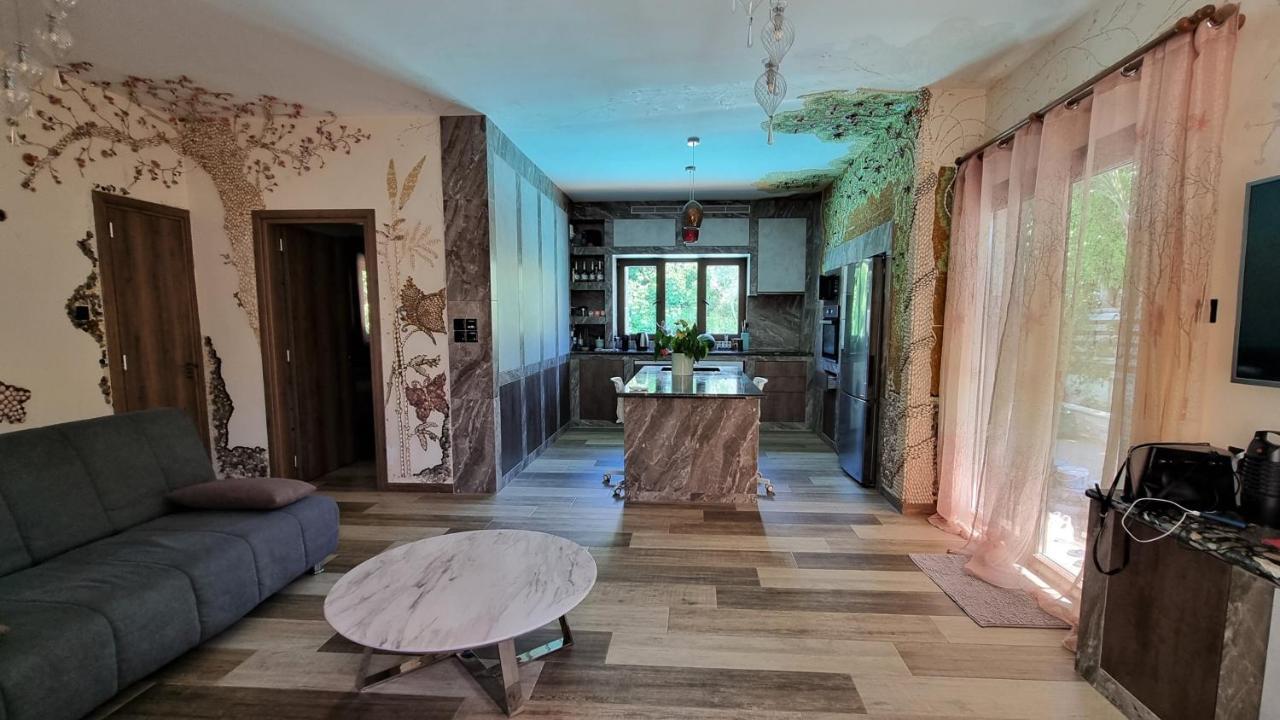 Mosaic Villa By The Sea 普罗塔拉斯 外观 照片